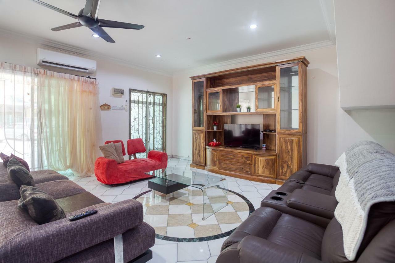 Gunung View Homestay 10 To 12 Pax Near Sunway Tambun Ipoh Exterior foto