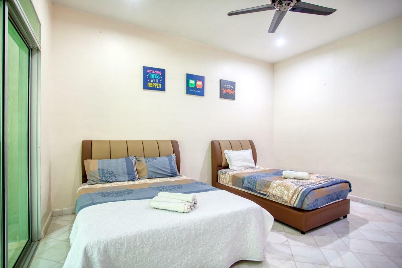 Gunung View Homestay 10 To 12 Pax Near Sunway Tambun Ipoh Exterior foto